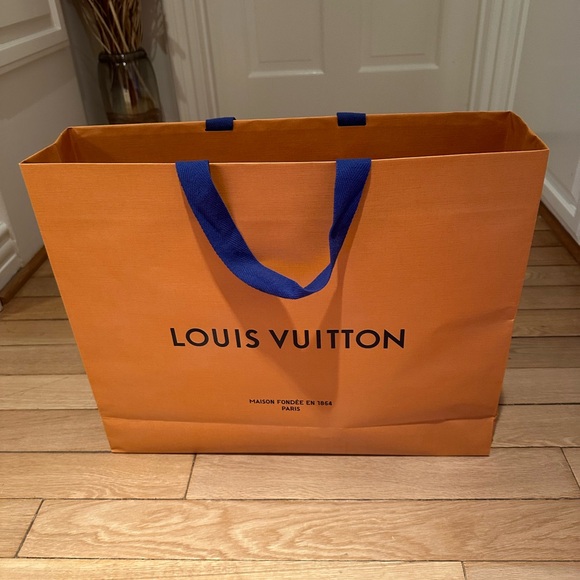 Louis Vuitton empty bag - Picture 4 of 4